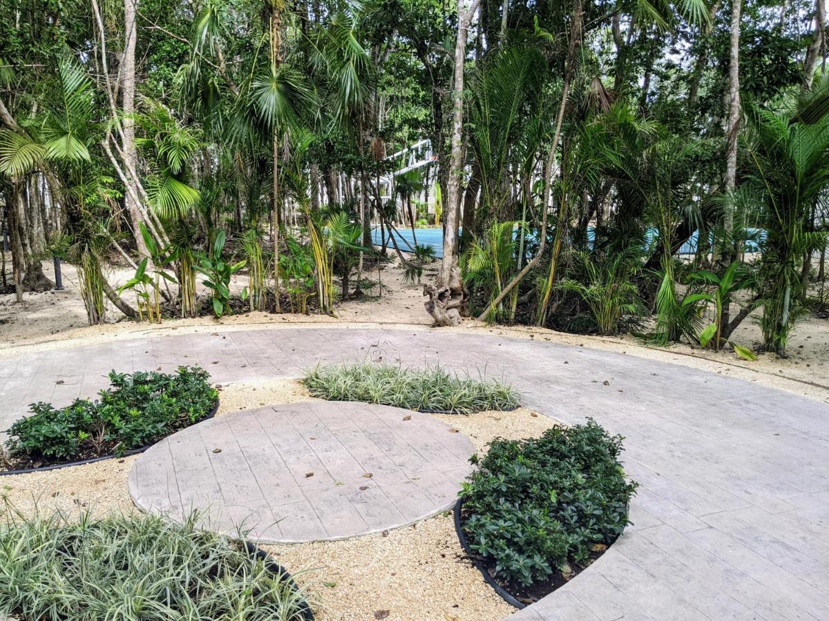 פוארטו מורלוס 2-Bedroom Condo By The Jungle W/ Swimming Pool מראה חיצוני תמונה