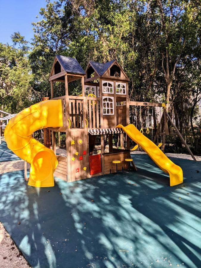 פוארטו מורלוס 2-Bedroom Condo By The Jungle W/ Swimming Pool מראה חיצוני תמונה